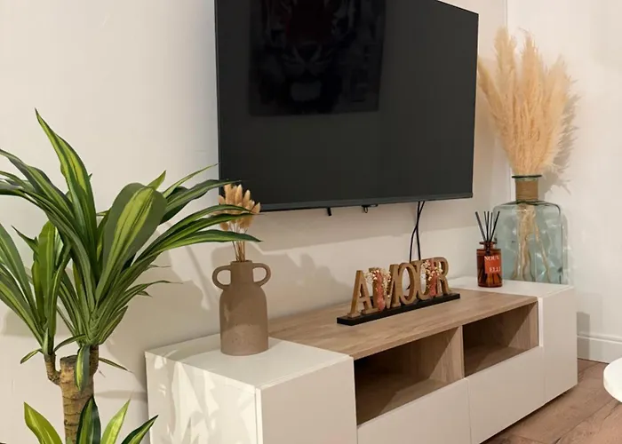 Apartmán 50m2, Privee Avec Piscine, Tennis Et A 100 M De La Le Lavandou