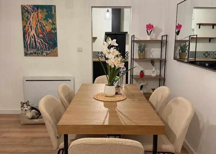 50m2, Privee Avec Piscine, Tennis Et A 100 M De La Le Lavandou